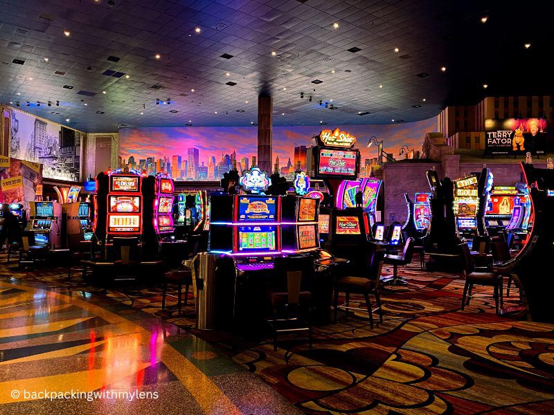 Sembollerin Gizemli Hikayeleri: Slot Oyunlarında Kayıp ve Kazan